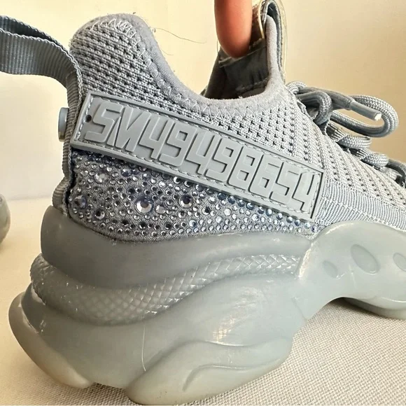 Steve Madden Women's Sz 7 (6.5) Maxima Knit Baby Blue Rhinestone Fashion Sneaker - Picture 5 of 12